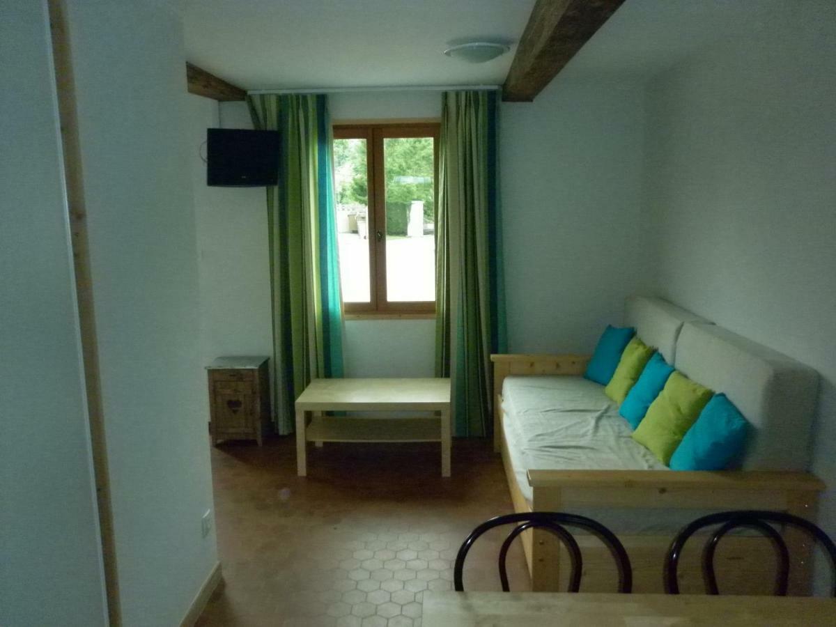Camping La Verte Prairie Forest-Montiers Extérieur photo